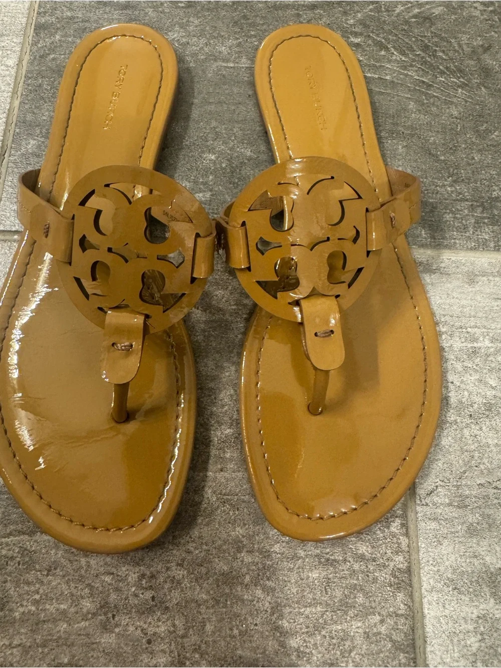 Tory Burch Miller Patent Leather Thong Sandal in Tan, 8M